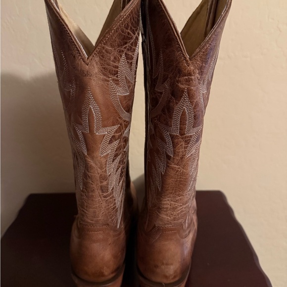 Idyllwind Wheeler Brown Western Cowboy Boots with Embroidered Design - Picture 3 of 5